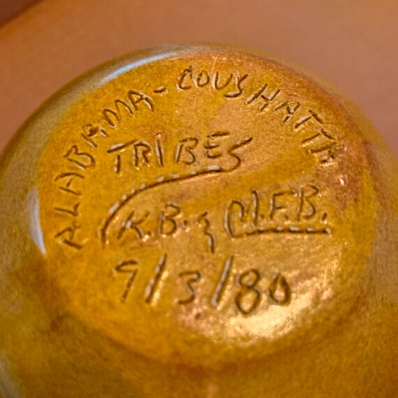 Alabama – Coushatta tribes vessel - Picture 3 of 4